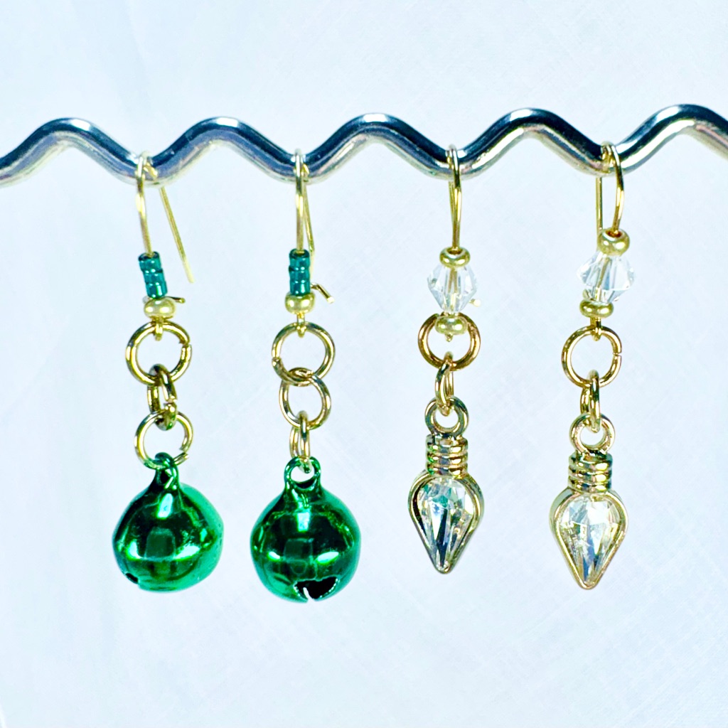 Handcrafted Women Earrings Pierced Green Jingle Bells Crystal Tree Lights 16$